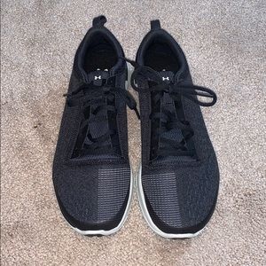 NWOT Under Armor Black Sneakers Unisex